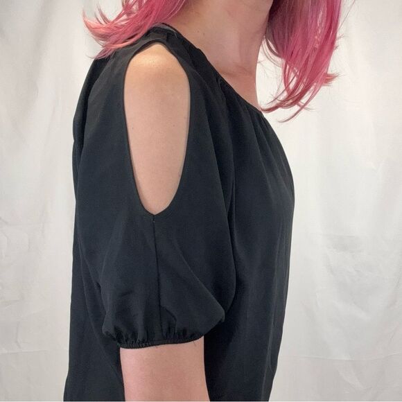 Express Women's Black Cold Shoulder Blouse S SM Small Oversized Lightweight Top - Picture 2 of 13
